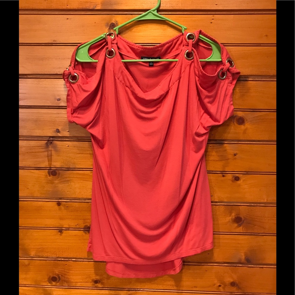 Women’s shirt